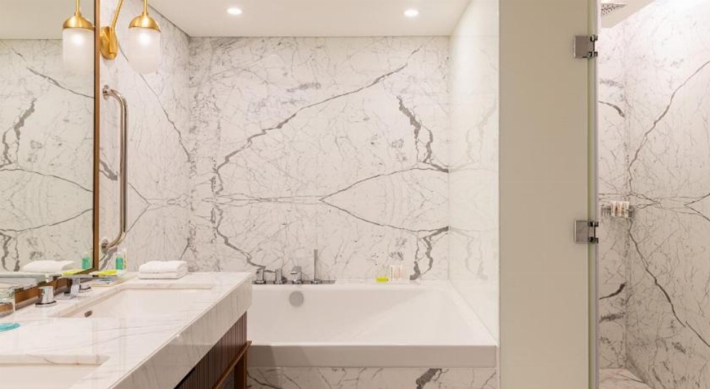 Le Meridien Dubai Hotel & Conference Centre Main image